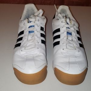 Adidas Samoa sneakers